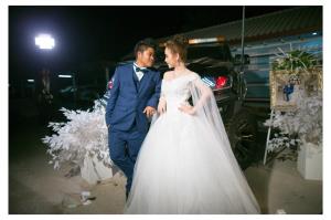 ชุดเจ้าสาวและชุดเจ้าบ่าว ชุดสากล เช่าที่แบมบี้ เวดดิ้ง ห้วยขวาง